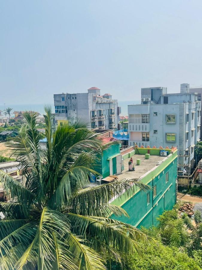 Royal Beach International Puri Bagian luar foto