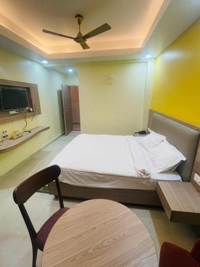 Royal Beach International Puri Bagian luar foto
