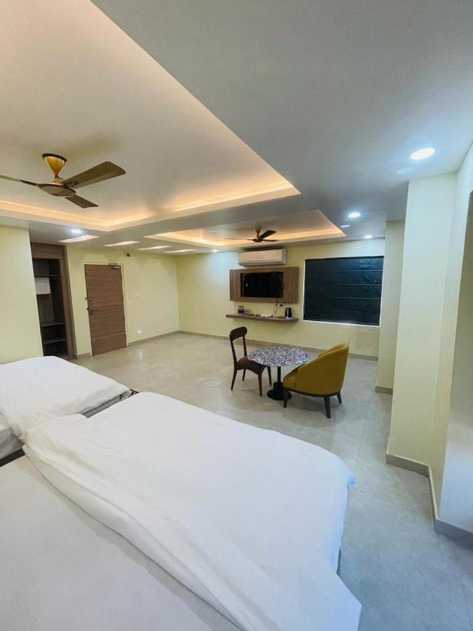 Royal Beach International Puri Bagian luar foto