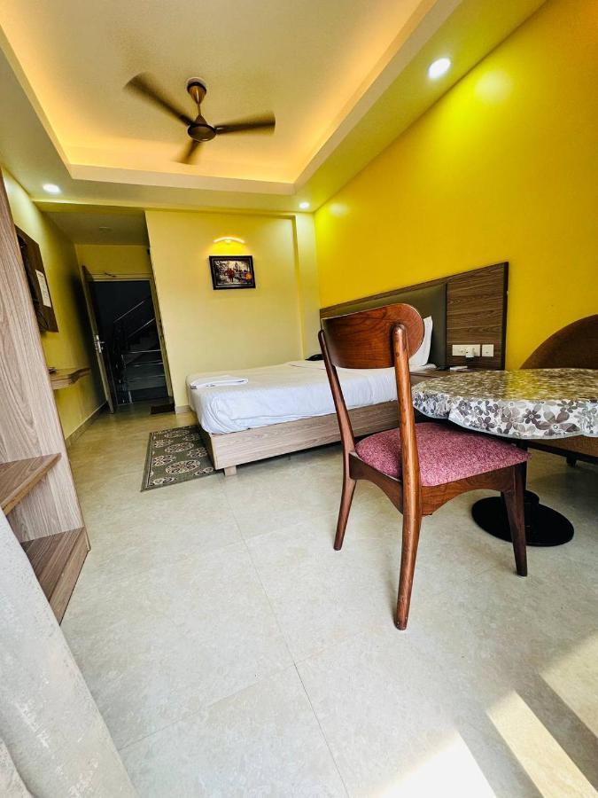 Royal Beach International Puri Bagian luar foto