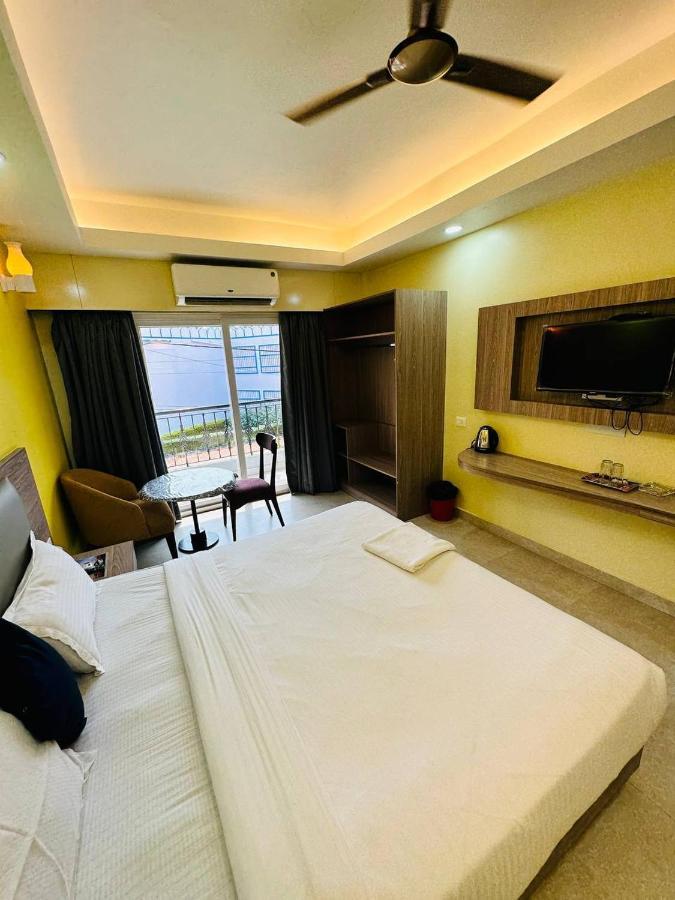 Royal Beach International Puri Bagian luar foto