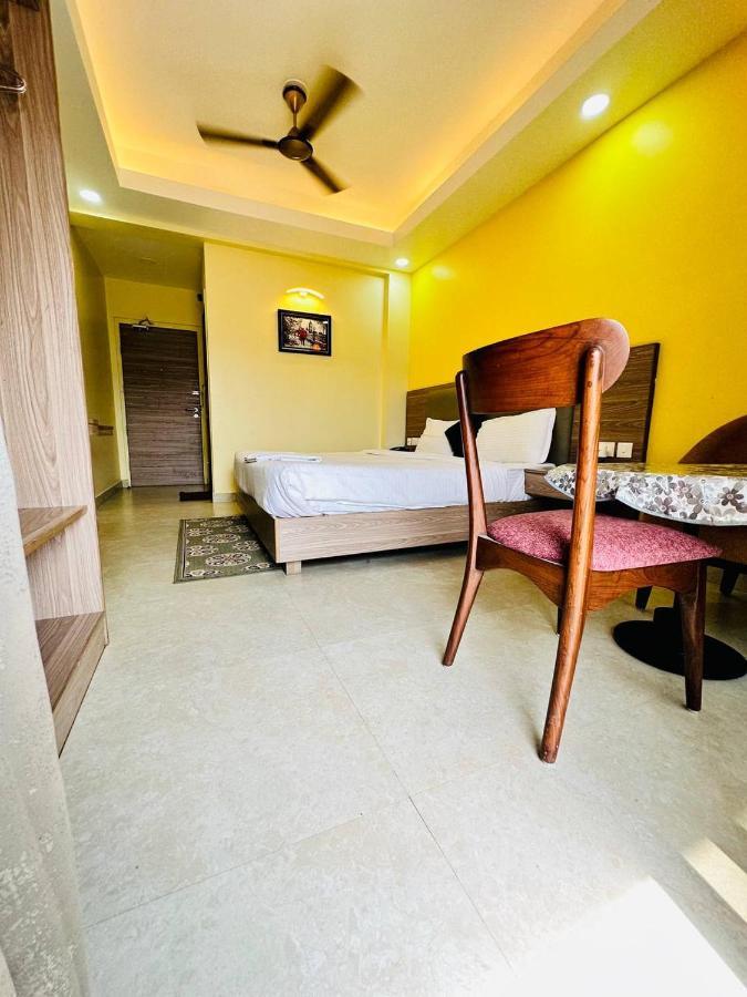 Royal Beach International Puri Bagian luar foto