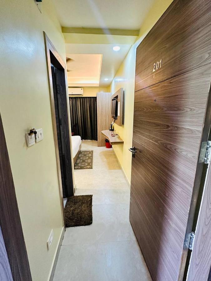 Royal Beach International Puri Bagian luar foto
